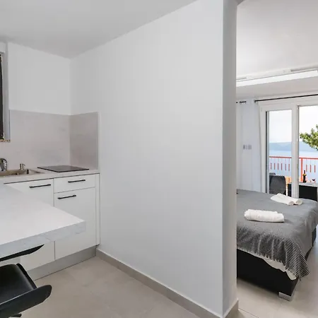 Apartman Luxury Seaview By Interhome
