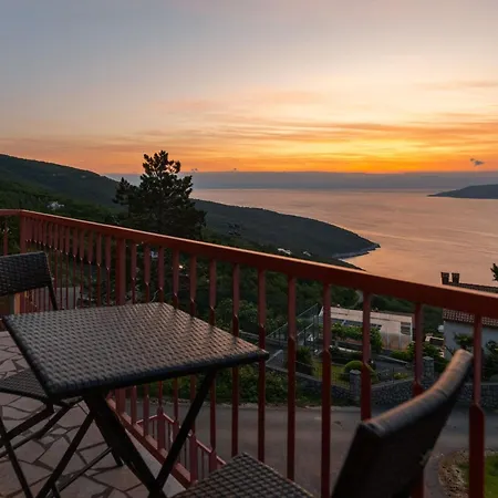 Luxury Seaview By Interhome